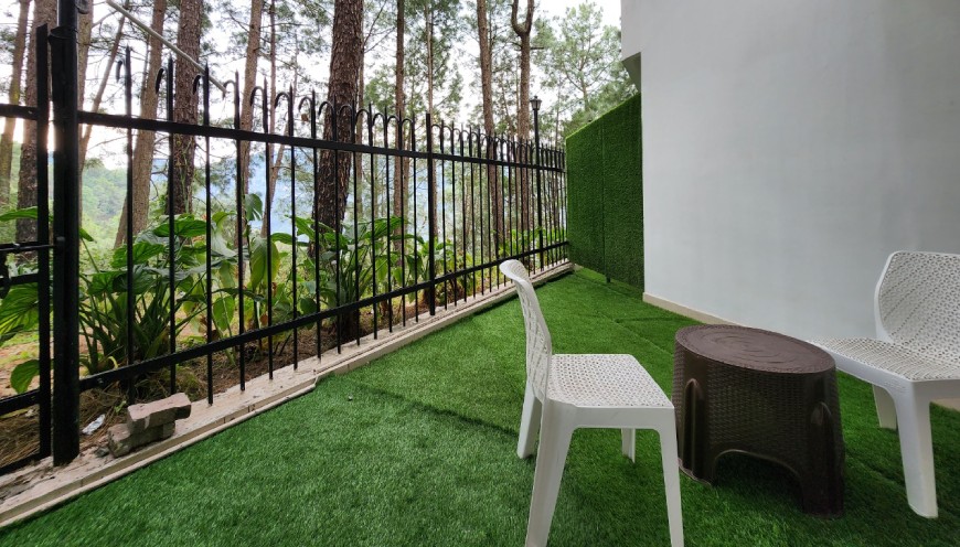 Valley view rooms in Kasauli