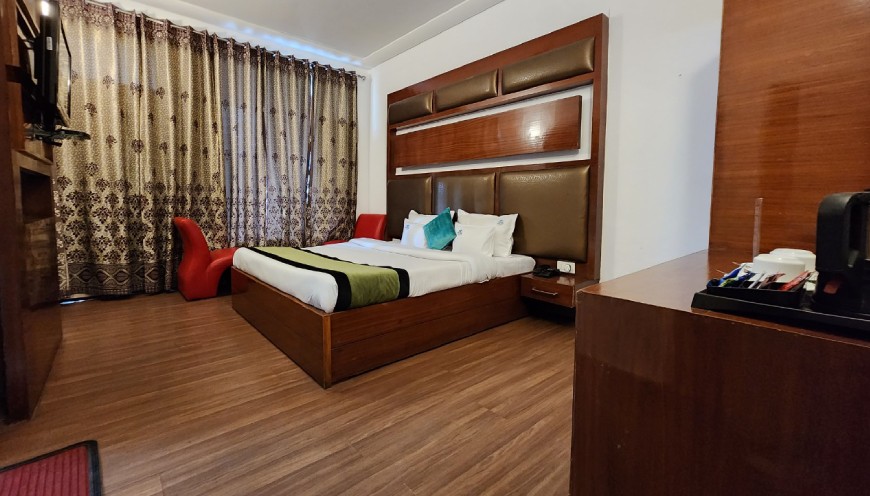 Valley view rooms in Kasauli